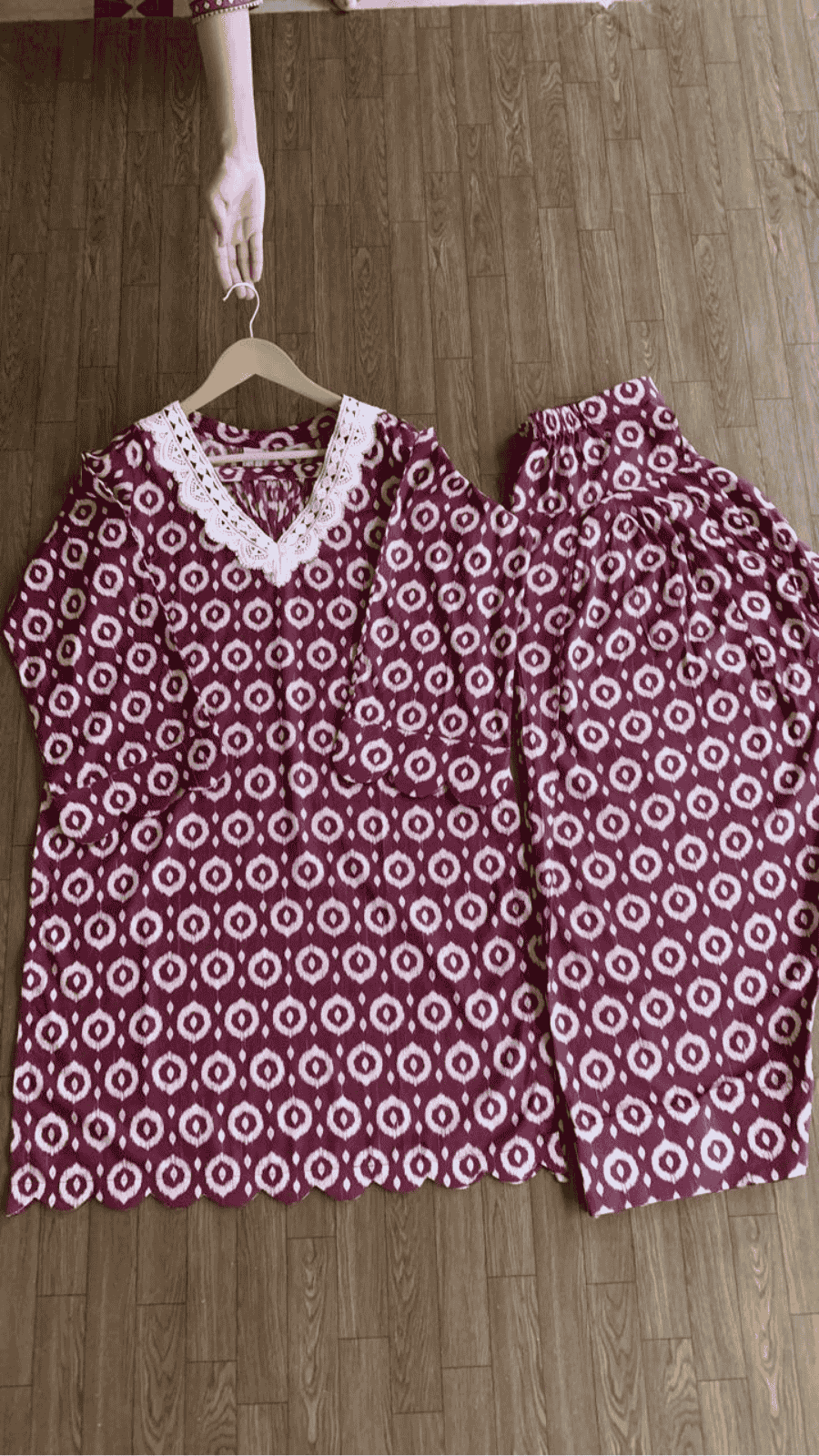kids maroon